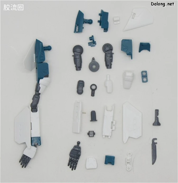 万代超时空要塞系列拼装模型 1比72 VF-31S 齐格弗里德(阿拉德机) - 图片